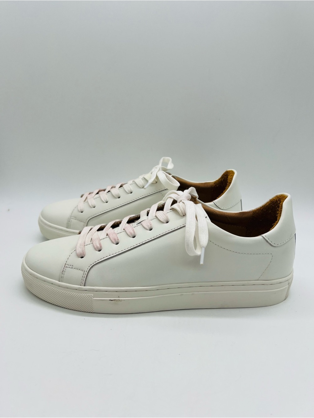 Quince Women’s White Everyday Leather Sneakers with Pale Pink Laces Size 10 - Picture 2 of 12